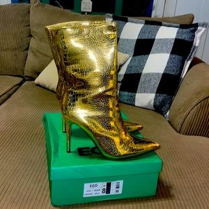 EGO gold boot/heels size 10 women’s